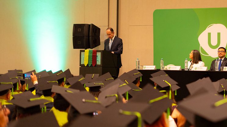 Discurso de Ignacio Villagordoa en la Ceremonia de Graduación Perú 2025